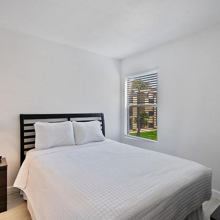 פיניקס Newly Renovated 2Br Apartment W Pool By Stay Gia מראה חיצוני תמונה