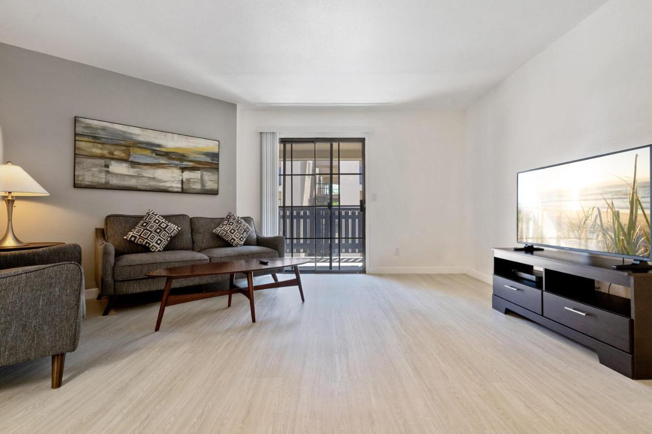 פיניקס Newly Renovated 2Br Apartment W Pool By Stay Gia מראה חיצוני תמונה